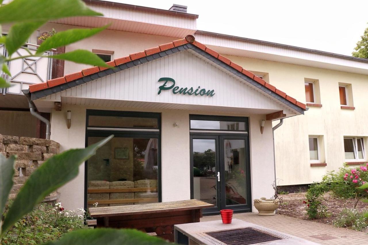 Pension " Zu Den Linden" Trin Trinwillershagen Exterior photo
